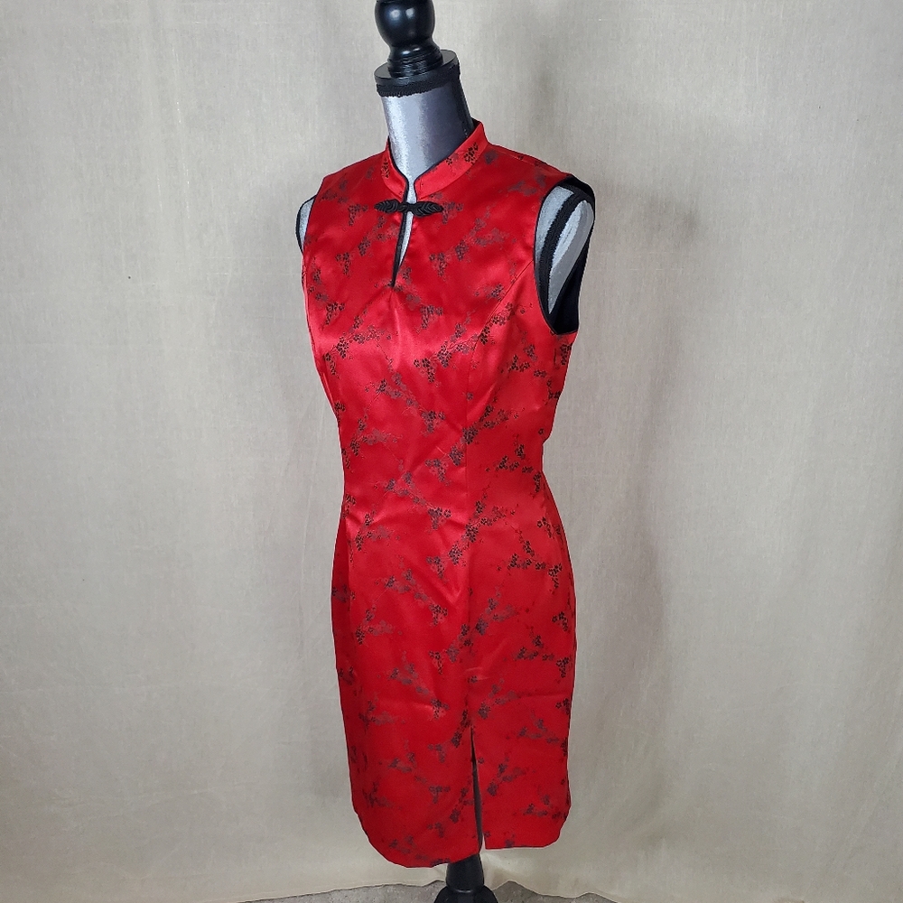 ♧ Barami Couture Red Satin Embroidered Sleeveless Mandarin Collar Dress Size 8